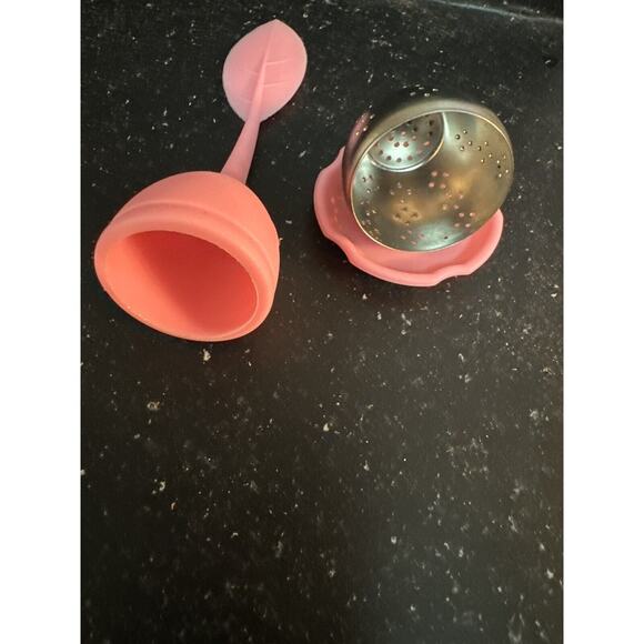 Silicone Tea Infuser Strainer Stainless Steel Herbal Spice Filter Diffuser Pink - Picture 4 of 4